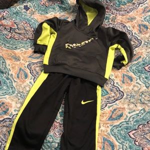 Toddler Nike set 2T